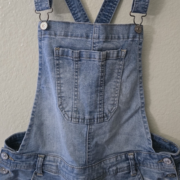 Wallflower Denim Stretch High Rise Shortalls Overalls Juniors Size Large - Picture 4 of 11